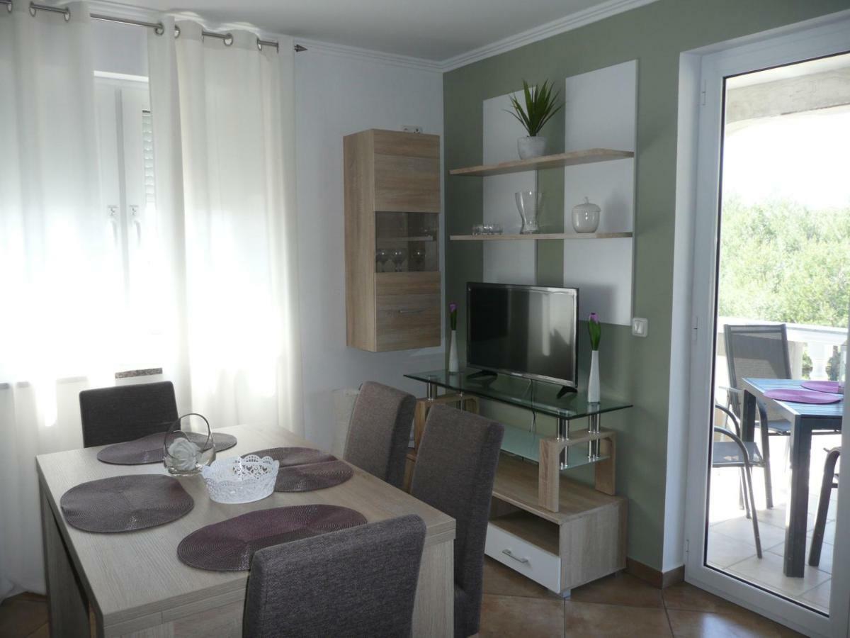 Rafaela Apartment
