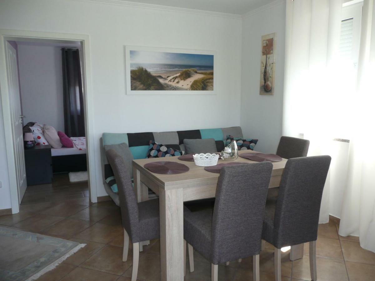 Apartment Rafaela *