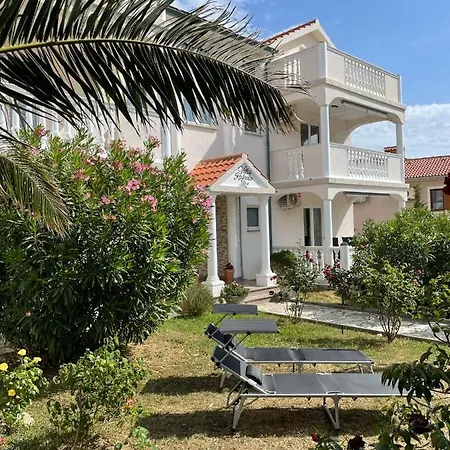 Apartments Rafaela Barbat na Rabu Extérieur photo